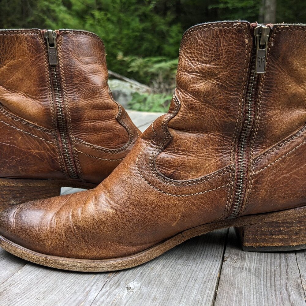 Frye Ray Seem Ankle Bootie